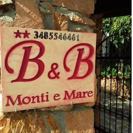 Monti E Mare Bed and Breakfast Lanusei Buitenkant foto