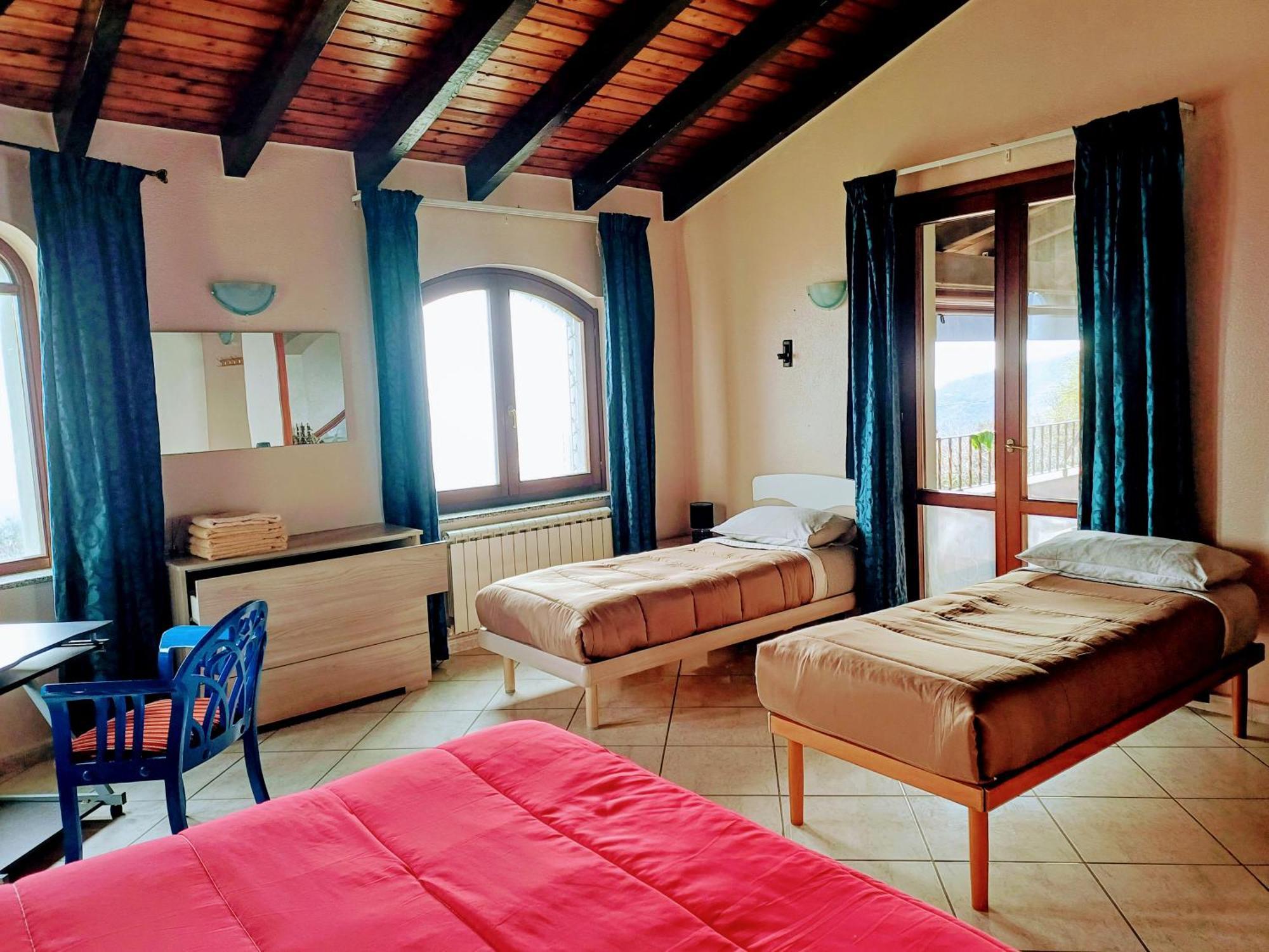 Monti E Mare Bed and Breakfast Lanusei Buitenkant foto